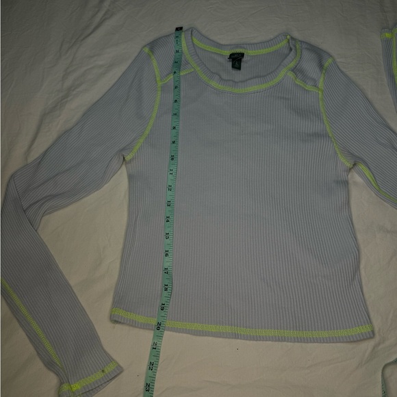 WILD FABLE Shirt Blue with Neon Green Stitching Long Sleeve / XL / Stitch Ribbed - Picture 6 of 7
